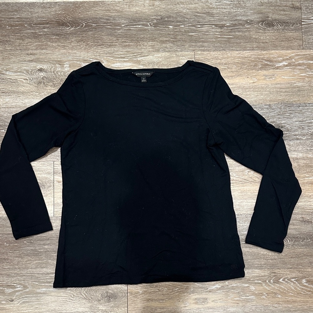 Banana Republic Classic Black Long Sleeve Tee